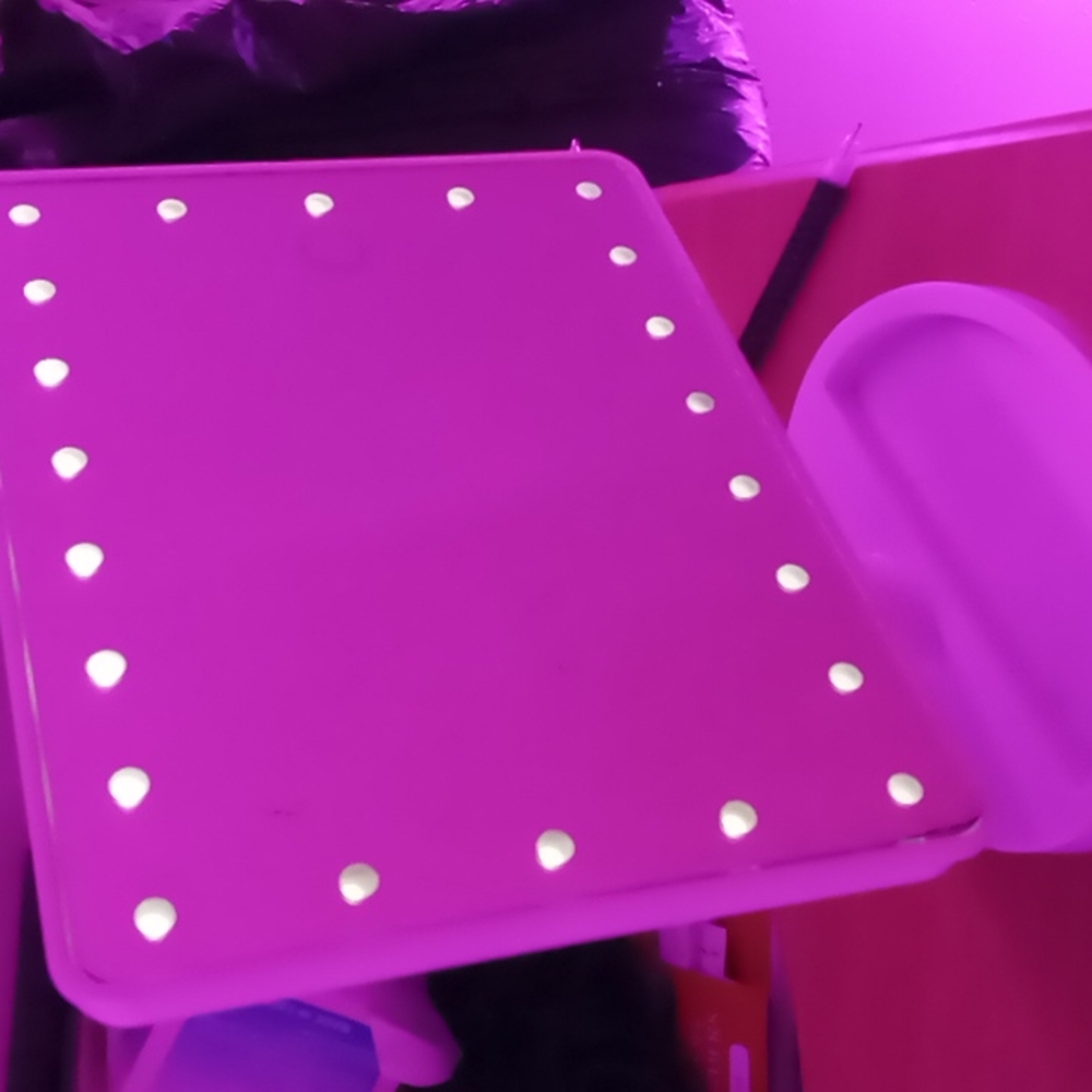 Makeup mirror with LEDs
